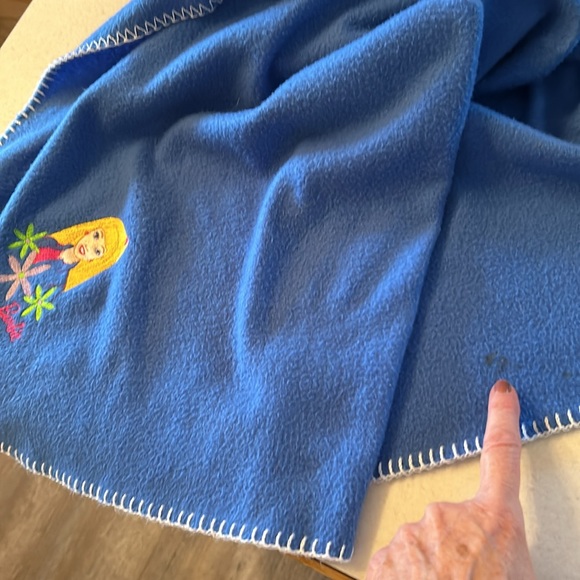 Barbie 💕 Mattel Vintage Authentic Doll Blue Fleece Blanket 46”x63” GUC 💙🩵💕 - Picture 6 of 14